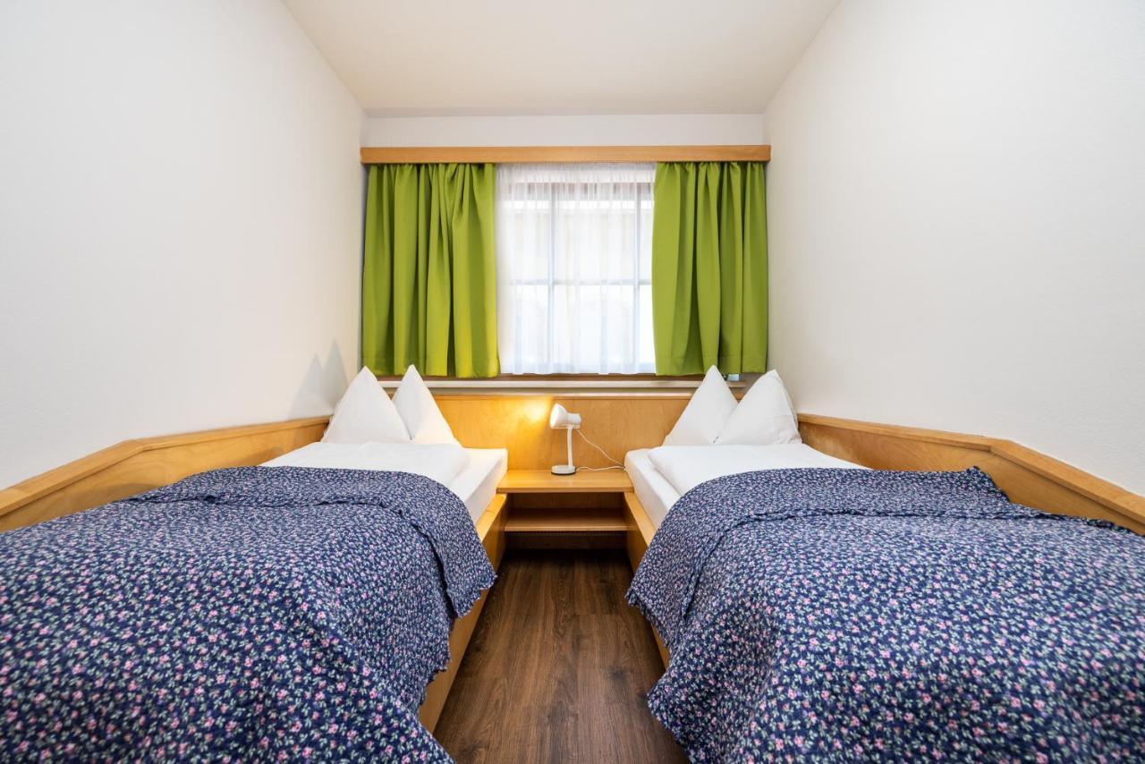 Michis Aparthotel Flachau Exterior photo
